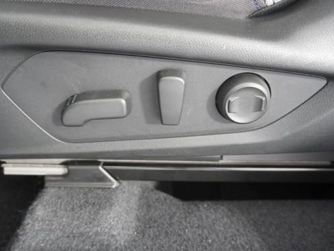Used 2025 Subaru Forester Premium w/ Convenience Package #1 AWD/4WD image 21
