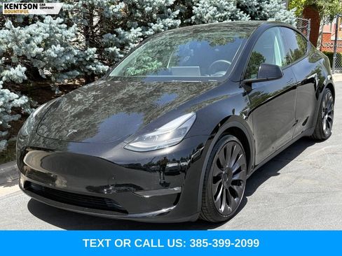 Used 2023 Tesla Model Y Performance AWD/4WD image 3
