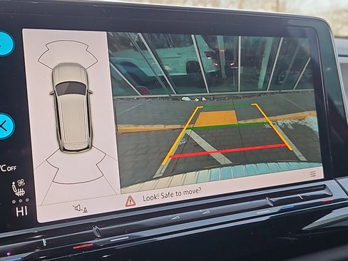 Certified 2024 Volkswagen Atlas SE image 9