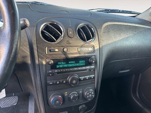 Used 2010 Chevrolet HHR LT image 13