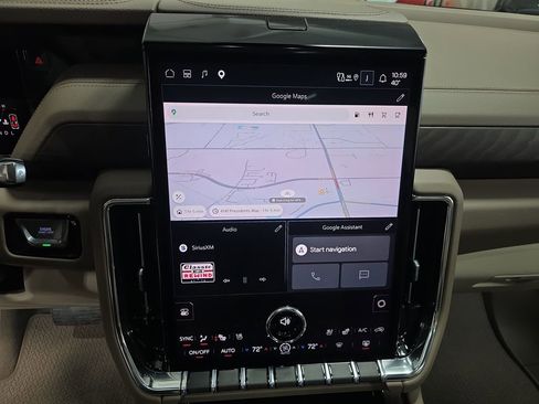 Used 2026 GMC Yukon XL Denali w/ Denali Reserve Package image 24