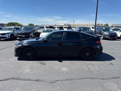 Used 2022 Honda Civic Sport image 4