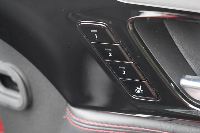 Used 2023 Acura MDX A-Spec AWD/4WD image 19