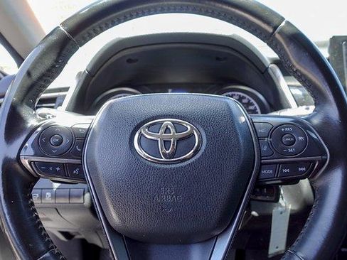 Used 2024 Toyota Camry SE FWD image 13