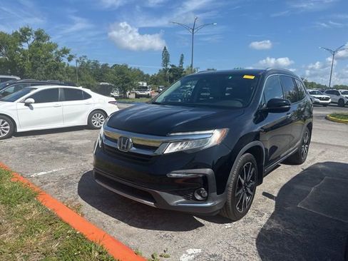 Used 2019 Honda Pilot Touring image 3