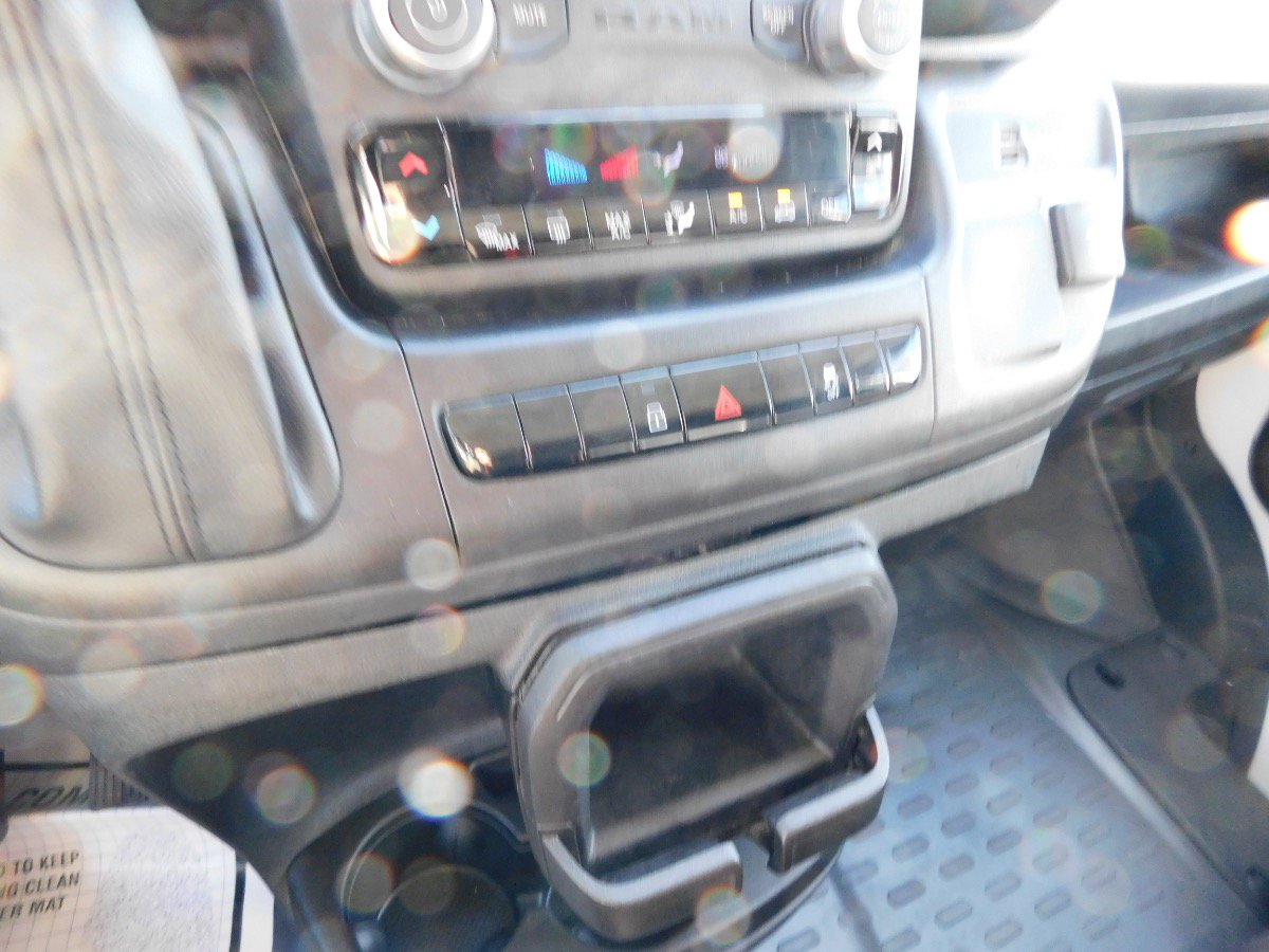 Used 2025 RAM ProMaster 2500 w/ U-Haul Equipment Group FWD image 19