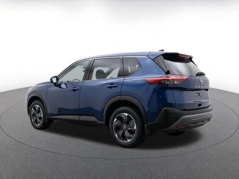 Used 2025 Nissan Rogue SV AWD/4WD image 7