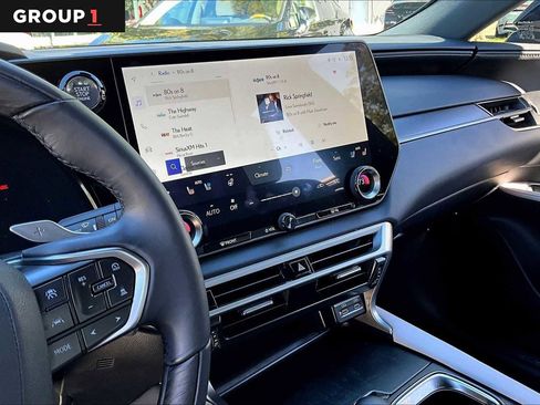 Certified 2024 Lexus RX 350 Premium image 5