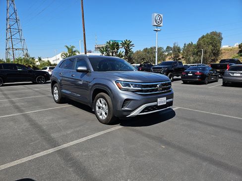 Used 2021 Volkswagen Atlas Cross Sport S image 3