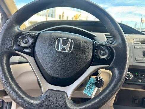 Used 2012 Honda Civic LX image 17
