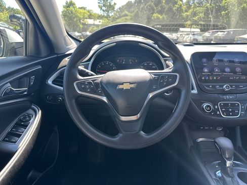 Used 2024 Chevrolet Malibu LT FWD image 23