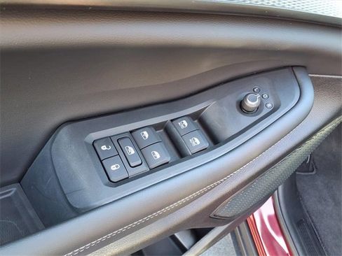 Used 2025 Jeep Grand Cherokee Altitude image 17