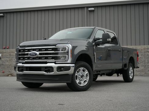 New 2026 Ford F250 XLT w/ XLT Premium Package image 1