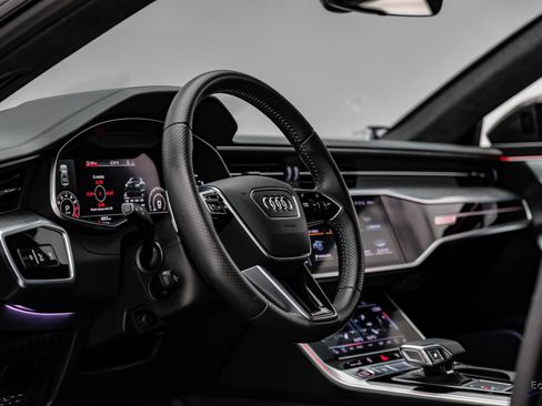 Used 2021 Audi RS 7 Sportback w/ Carbon Optic Package AWD/4WD image 43