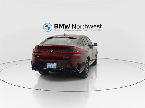 Used 2025 BMW X4 xDrive30i w/ Premium Package image 2