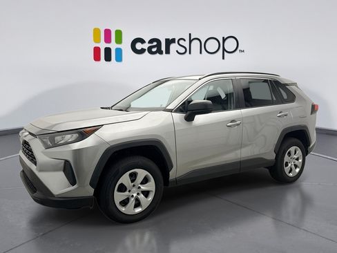 Used 2019 Toyota RAV4 LE AWD/4WD image 1