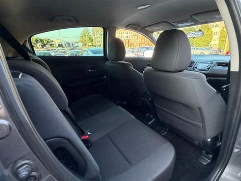 Used 2021 Honda HR-V LX image 17