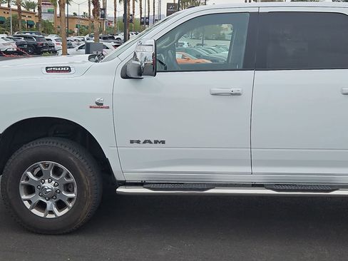 Used 2023 RAM 2500 Laramie AWD/4WD image 9