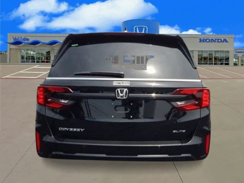 New 2026 Honda Odyssey Elite image 4