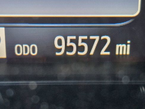 Used 2017 Toyota Camry SE FWD image 20
