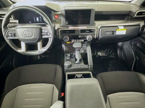 Used 2026 Toyota 4Runner TRD Off-Road AWD/4WD image 16