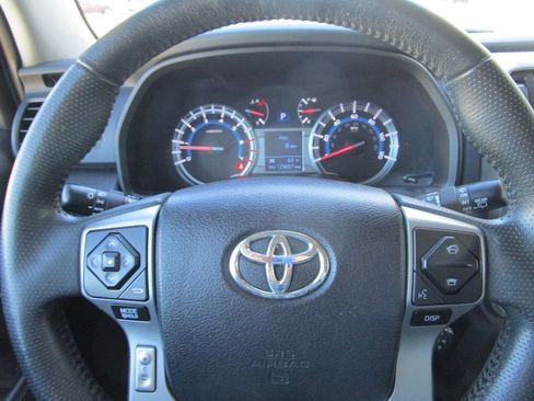 Used 2016 Toyota 4Runner Limited image 31