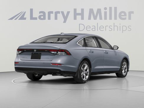 Used 2025 Honda Accord EX-L image 3