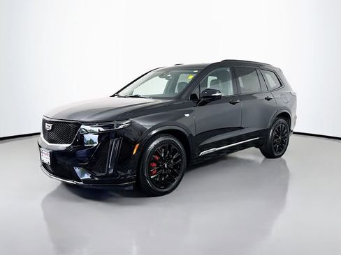 Used 2023 Cadillac XT6 Sport AWD/4WD image 2