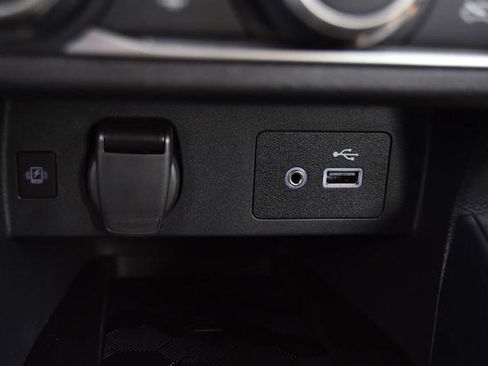 New 2025 Nissan Versa SV image 15