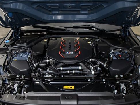 New 2026 BMW M5 w/ Executive Package image 5