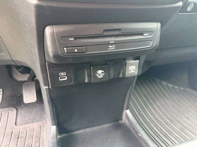 Used 2021 Honda Odyssey Touring image 20