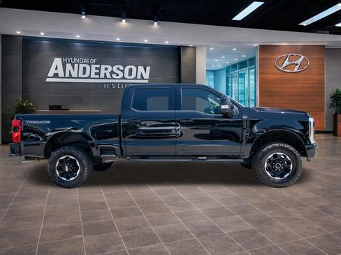 Used 2026 Ford F250 Lariat w/ Tremor Off-Road Package AWD/4WD image 16