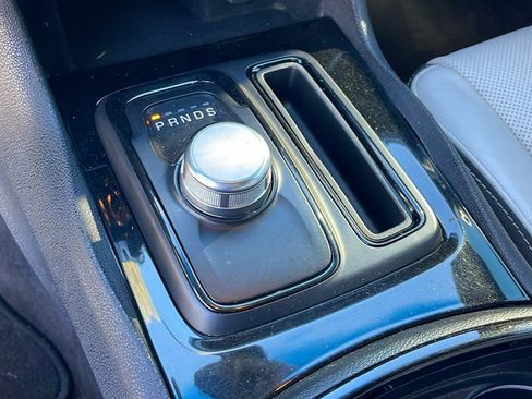 Used 2018 Chrysler 300 S w/ 300S Premium Group 2 image 21