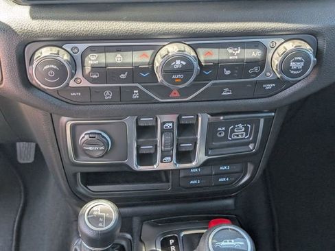 New 2026 Jeep Gladiator Sport AWD/4WD image 18