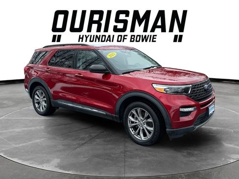 Used 2021 Ford Explorer XLT w/ Equipment Group 202A image 1