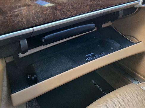 Used 2011 Porsche Panamera Turbo image 40