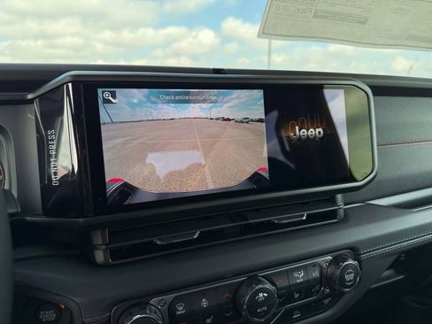 New 2026 Jeep Gladiator Rubicon image 30