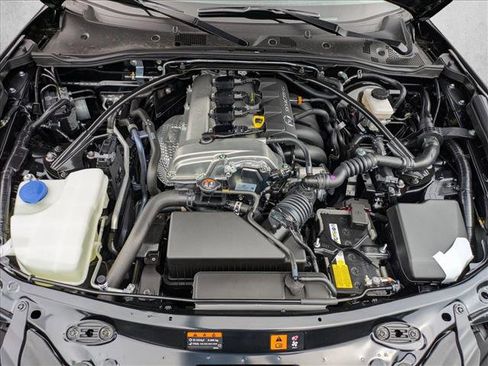 New 2026 MAZDA MX-5 Miata Club w/ Appearance Package RWD image 17