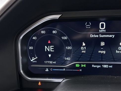 Used 2023 GMC Sierra 1500 Denali AWD/4WD image 12