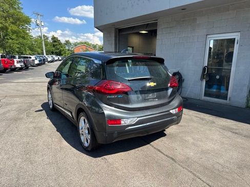 Used 2021 Chevrolet Bolt LT FWD image 4