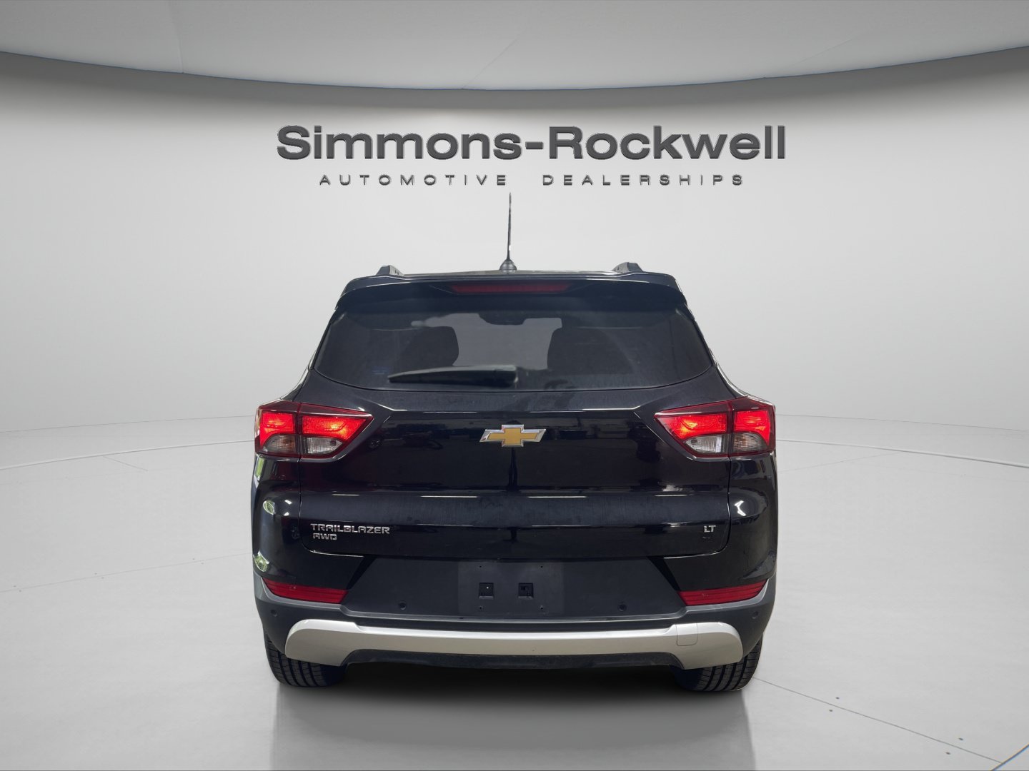 Used 2023 Chevrolet TrailBlazer LT w/ Convenience Package AWD/4WD image 4