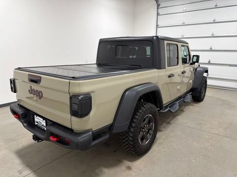 Used 2022 Jeep Gladiator Rubicon w/ Cold Weather Group AWD/4WD image 4