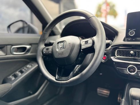 Used 2025 Honda Civic Sport image 22