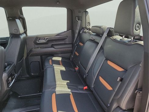 Used 2024 GMC Sierra 1500 AT4 image 13