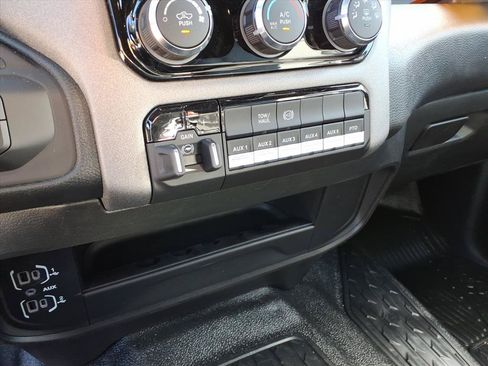 New 2026 RAM 5500 Tradesman AWD/4WD image 40