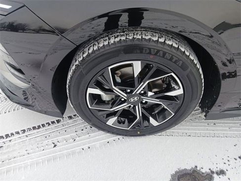 Used 2025 Hyundai Sonata SEL image 10