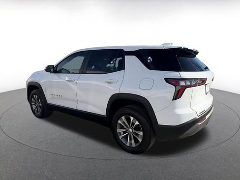 Used 2025 Chevrolet Equinox LT image 10