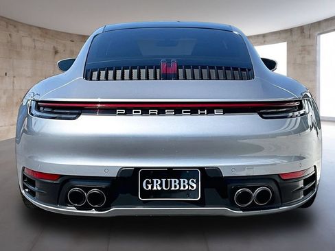 Used 2021 Porsche 911 Carrera RWD image 5