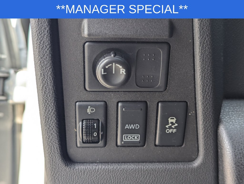 Used 2013 Nissan Rogue SL AWD/4WD image 22