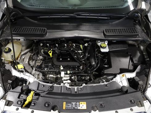 Used 2017 Ford Escape SE AWD/4WD image 27